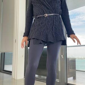 Blue belt with golden details! ✨